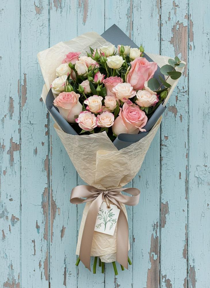 Букет цветов из: Розы в Троицком Воронежской области