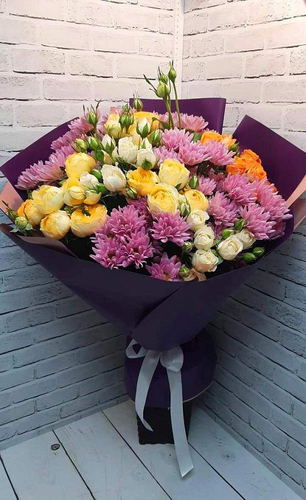 Букет цветов из: Хризантемы и Розы в Троицком Воронежской области