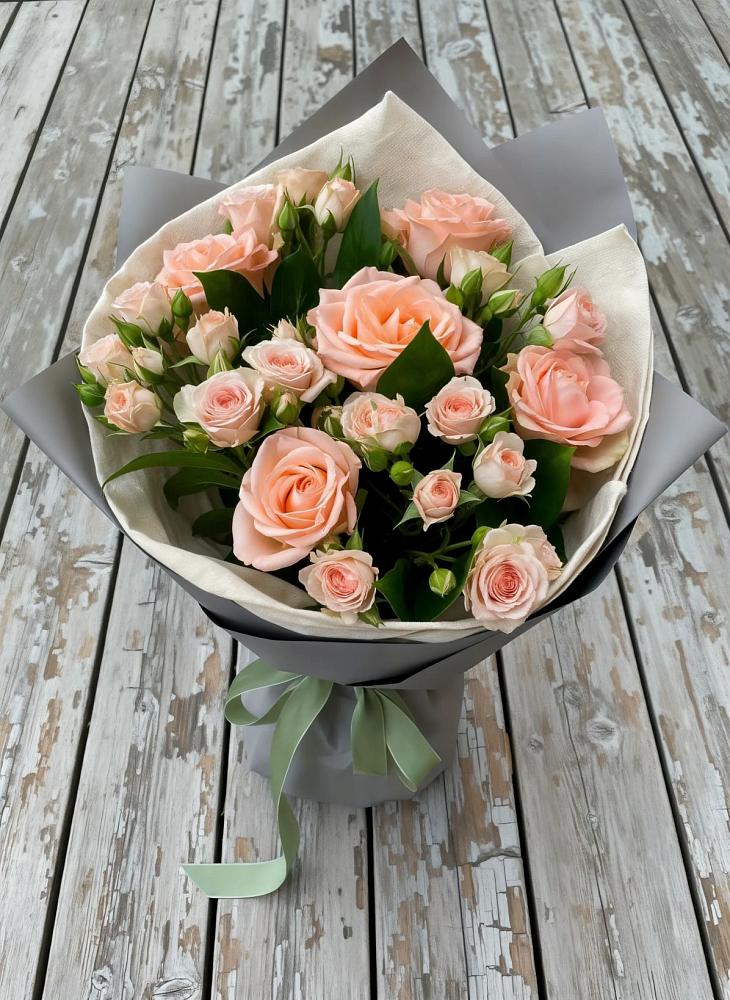 Букет цветов из: Розы в Троицком Воронежской области