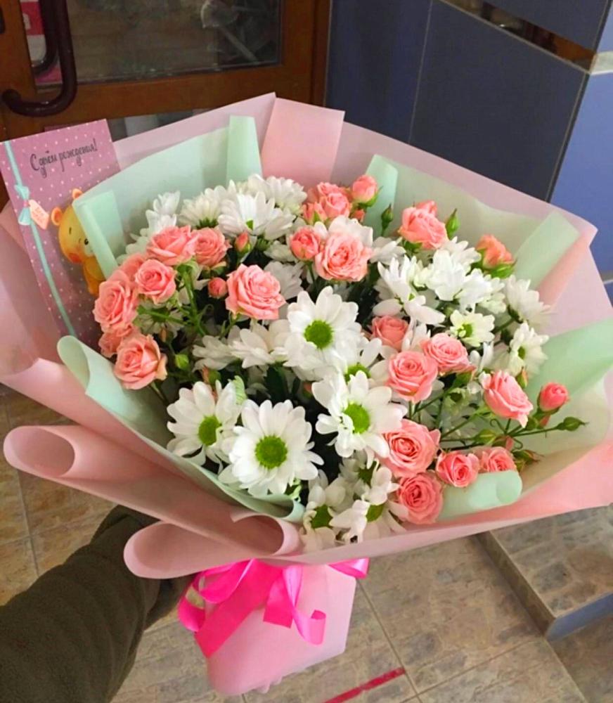 Букет цветов из: Розы и Хризантемы в Троицком Воронежской области