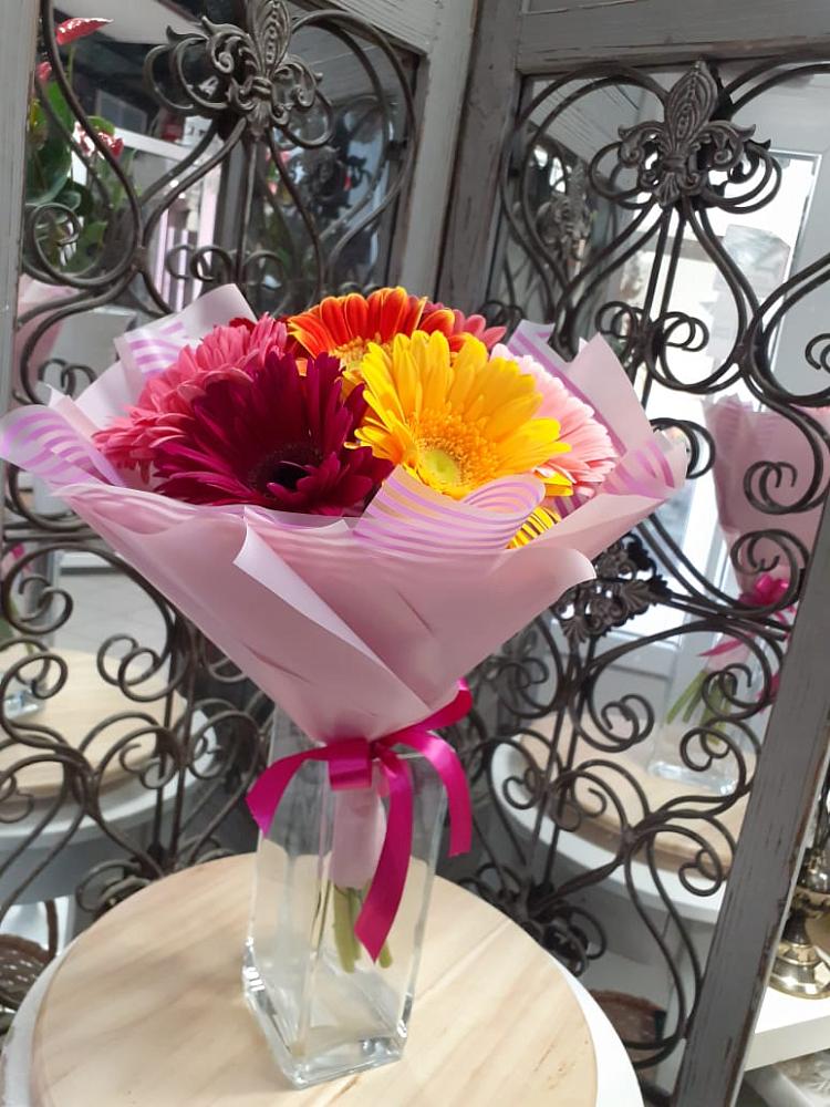 Букет цветов из: Герберы в Троицком Воронежской области