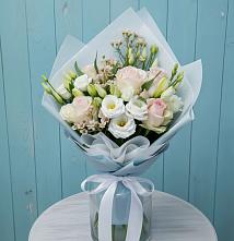 Букет цветов из:  Розы и Лизиантусы в Троицком Воронежской области