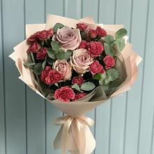 Букет цветов из:  Гвоздики и Розы в Троицком Воронежской области